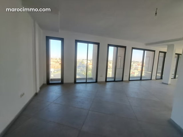 Bureaux à louer Quartier Bachkou. 117 m² — 3