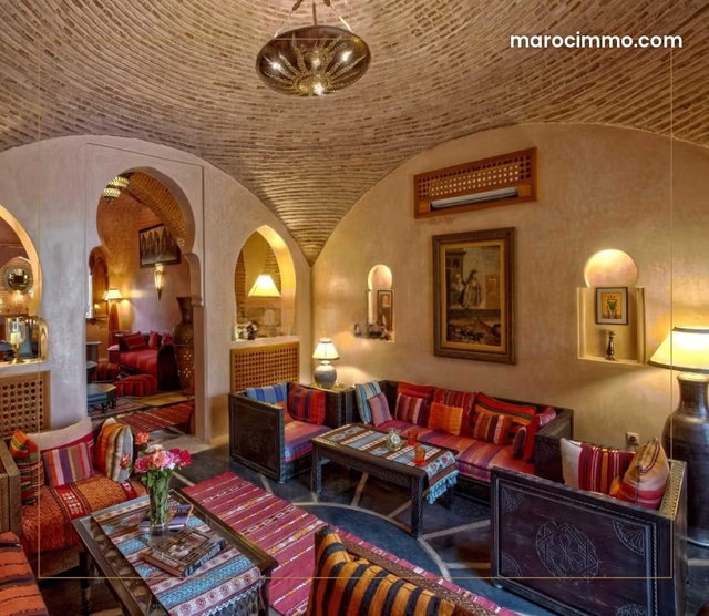 Maison à la vente à Route de l'Ourika. Surface totale 8000 m². Meublé — 4