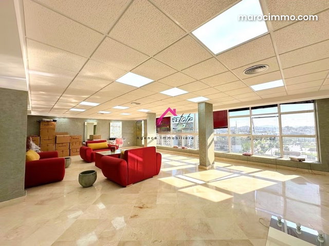 Location Bureau 125 m² QUARTIER ADMINSTRATIF Tanger Réf: LZ768 — 2