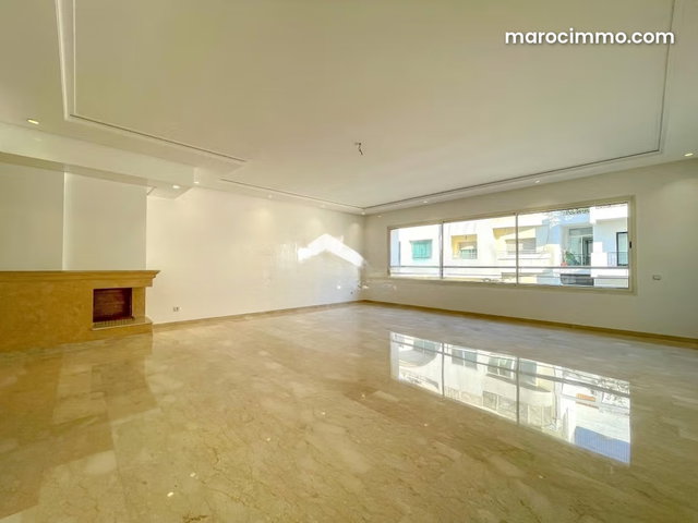 Magnificent Apartment for Rent in Racine Neighborhood — 4