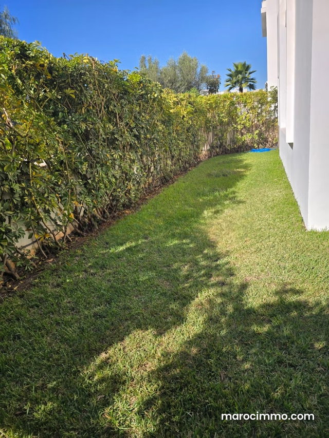 Rez de jardin vide à louer à Ville verte Bouskoura — 3