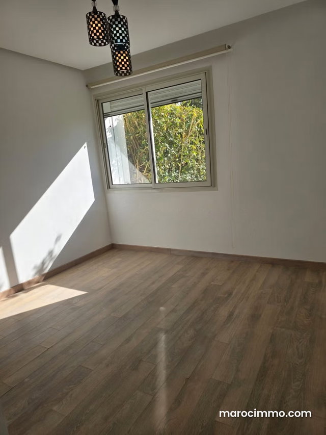 Rez de jardin vide à louer à Ville verte Bouskoura — 5