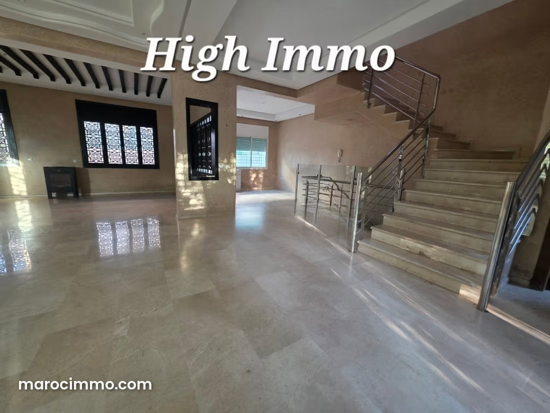 5-Bedroom Villa with Garden for Sale, Riyad, Rabat — Rabat