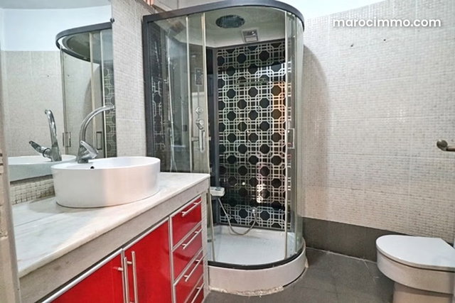 Bureau à vendre sur Benjdia 198 m² — 4