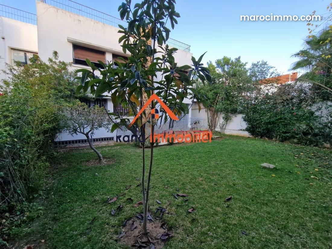 600 sqm office space in a villa, Hassan district, Rabat — Rabat