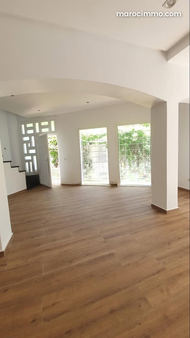 Charmante villa à louer à Ain Diab — 2