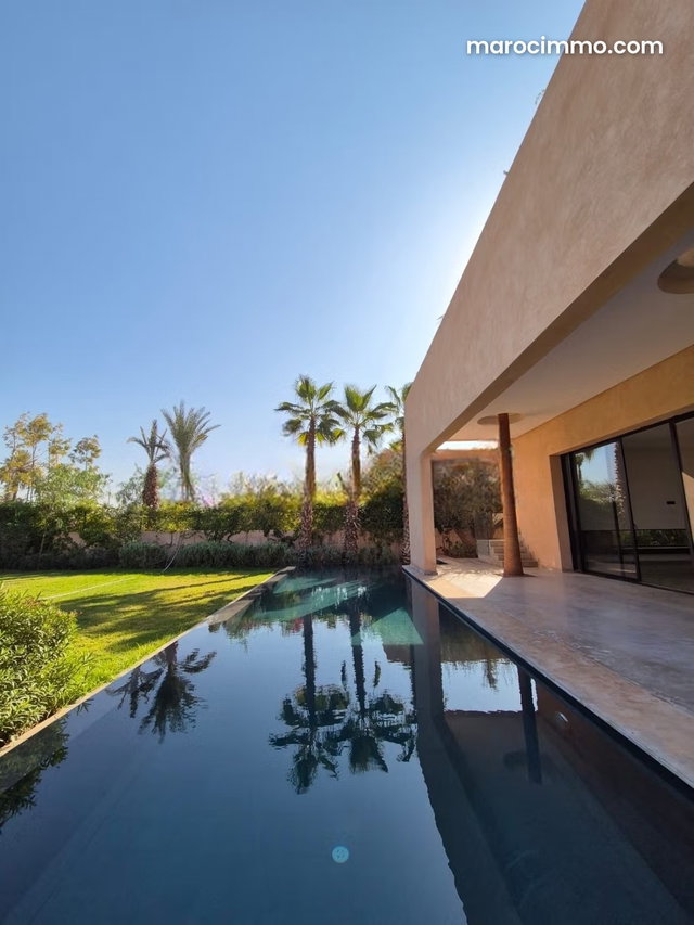 A 2 mn de l’hôtel Selman, dans un domaine intimiste, villas luxueuses avec piscine — 2
