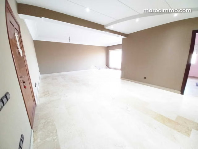 Appartement à Vendre de 143.0 m² à Casablanca, Les Princesses — 3