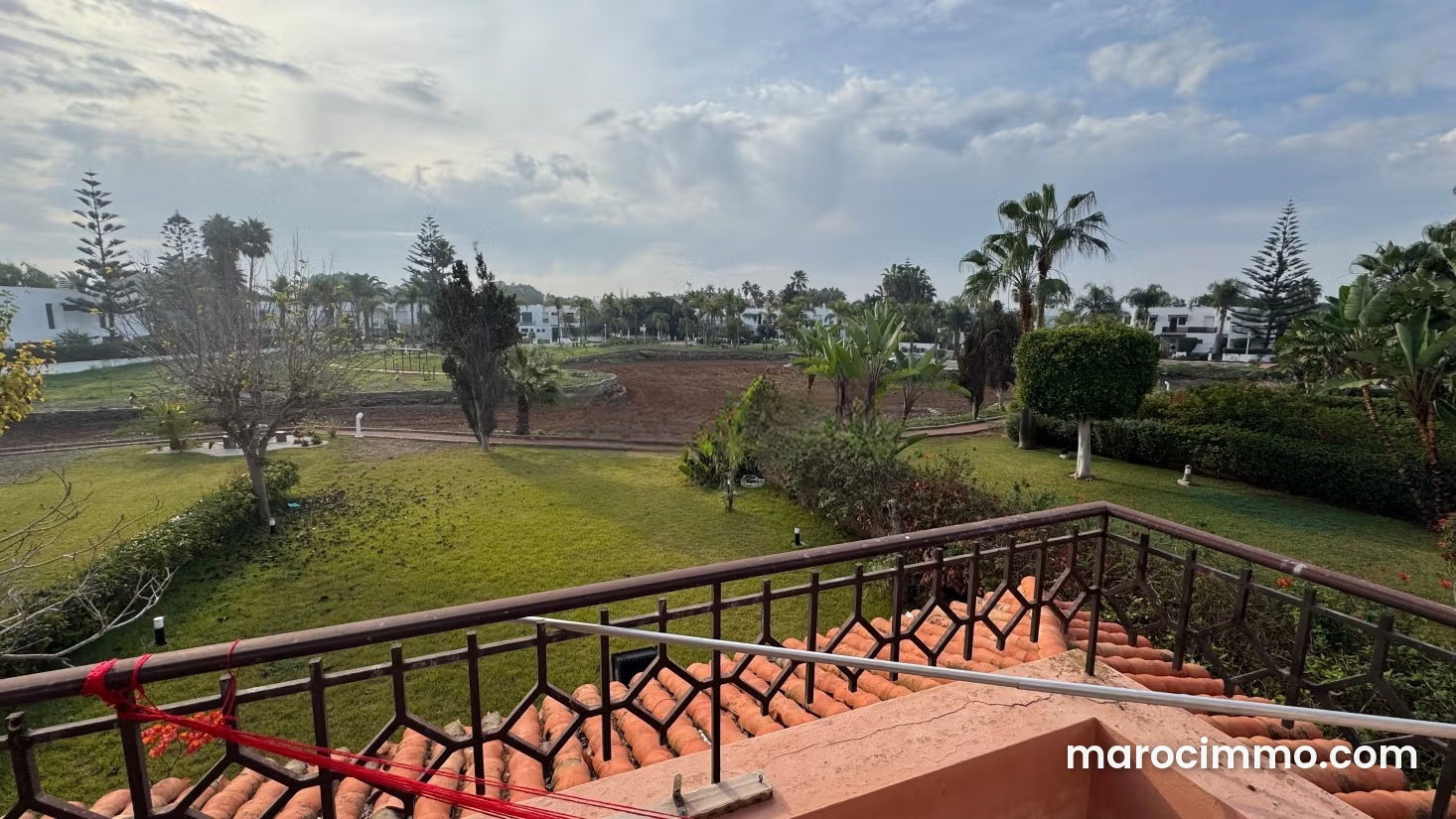580 m² Villa with Swimming Pool, Oued Cherrat Beach, Bouznika — Bouznika