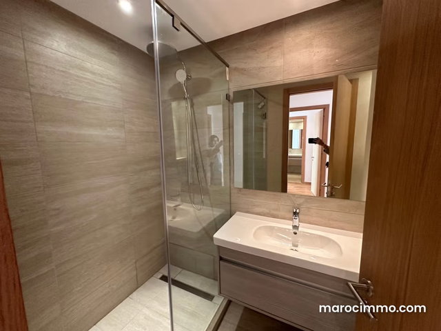 Bel appartement en location à Souissi — 4