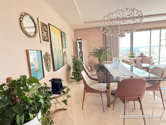 Très bel appartement meublé carrousel — 2