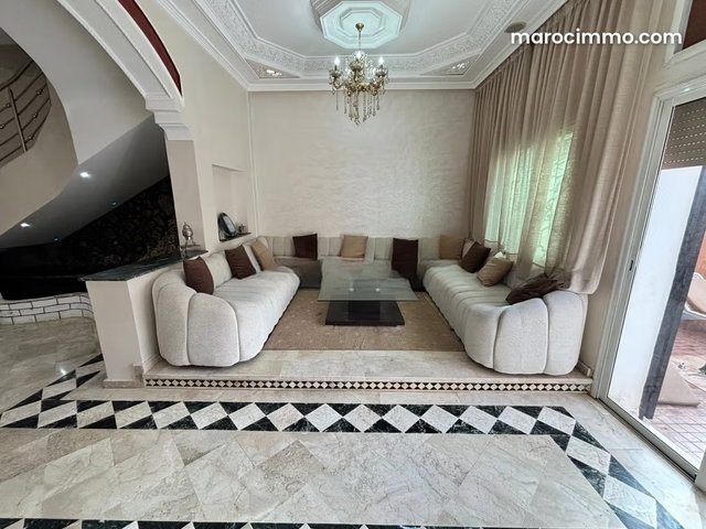 Villa ouvert sous location meublée piscine longue durée KM5 — 2
