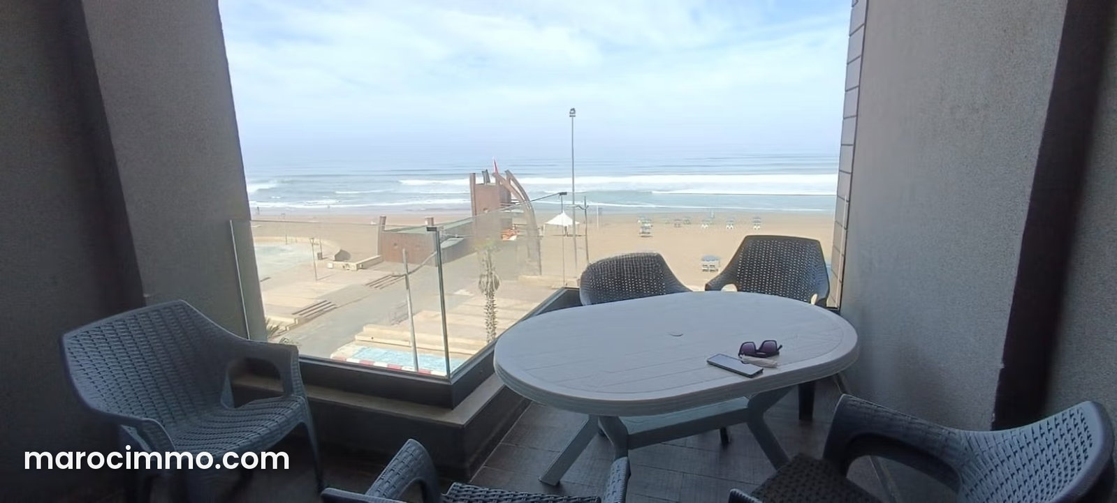 Furnished sea-view apartment in Mehdia with terrace and garage — Mehdia