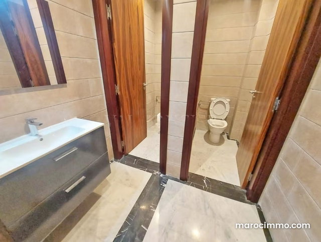 Raw Office Space for Rent 400m2 in Anfa, Casablanca — 5