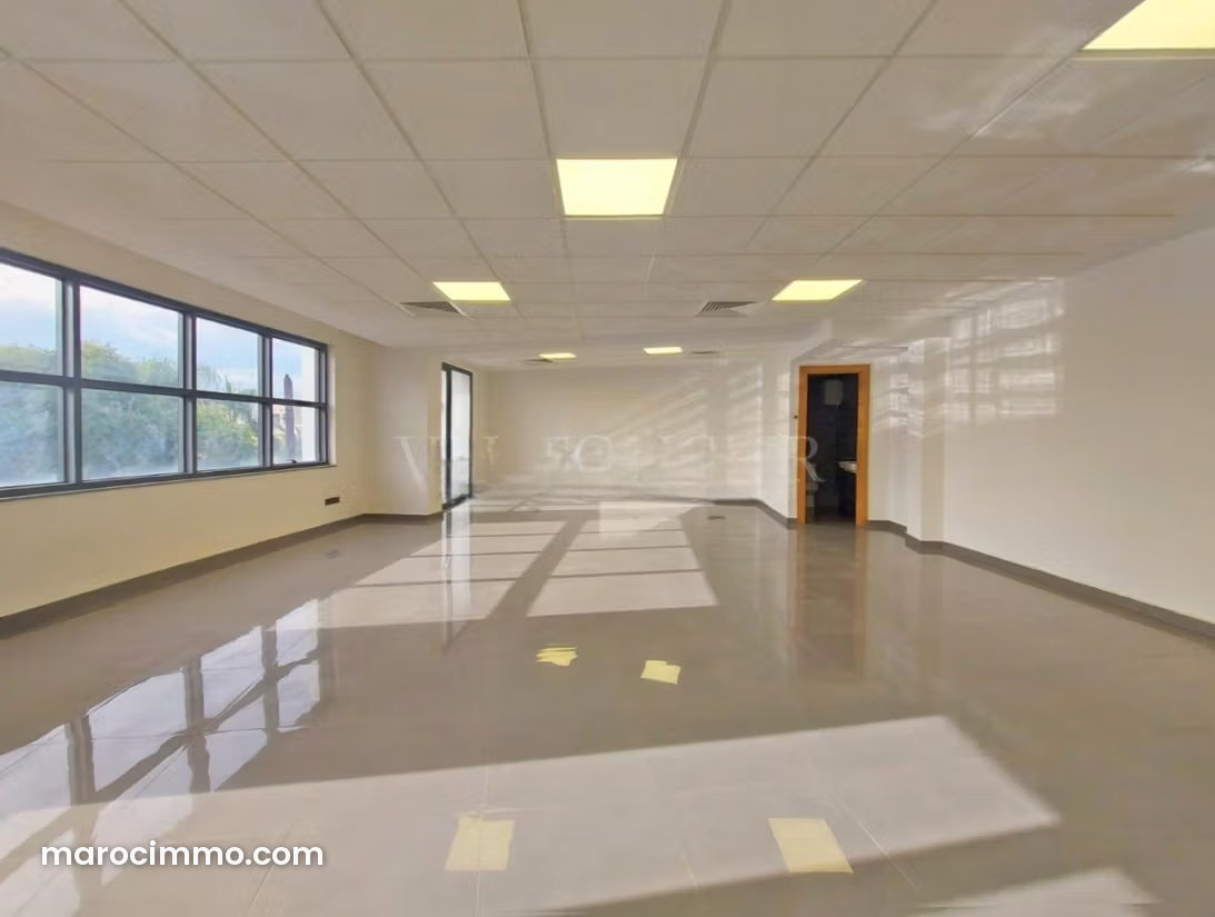 74 sqm office with garage, Maarif, Casablanca — Casablanca