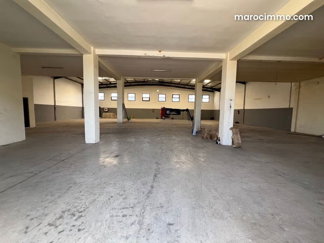 Location local industriel bouskoura — Bouskoura