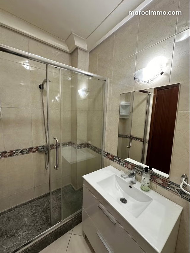 Appt meuble à louer bd ghandi dernier etage — 4