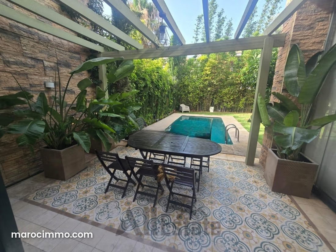 Villa meublée 6 chambres avec piscine, Ville Verte, Bouskoura — Bouskoura