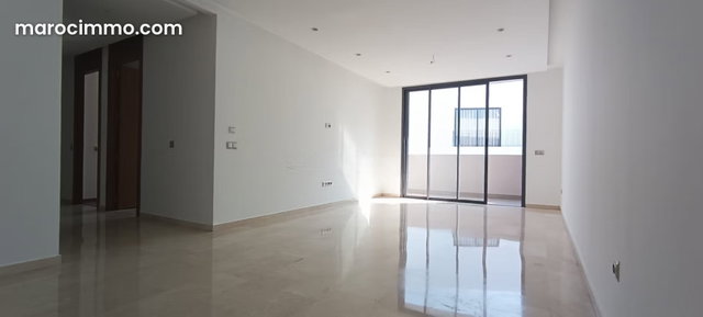 Très bel appartement en location à Oasis. Surface de 120 m². Espaces verts et ascenseur — 2
