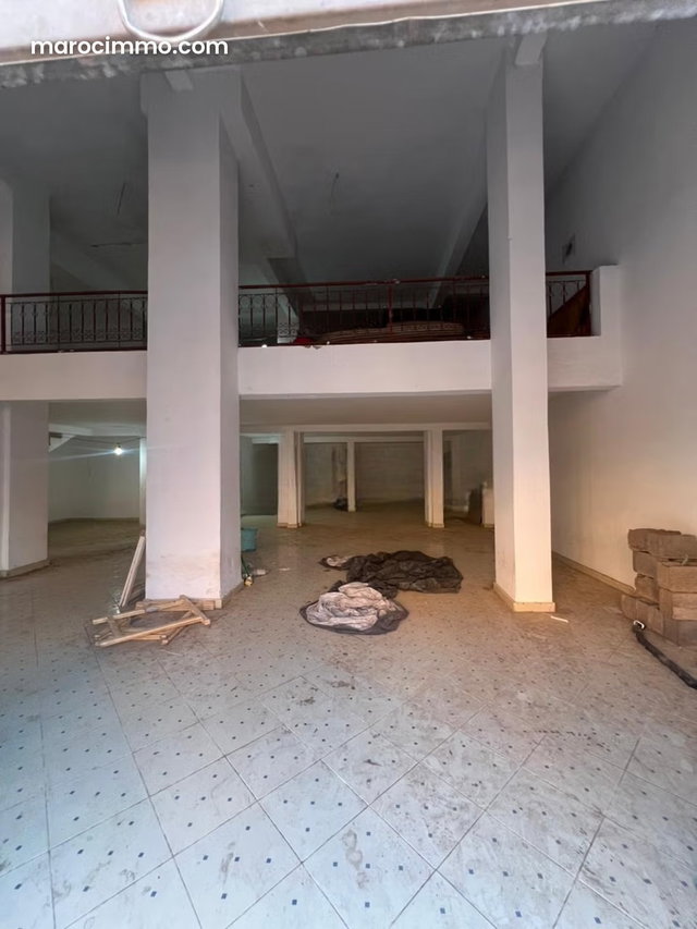 Local commercial à vendre 428m2 — 5