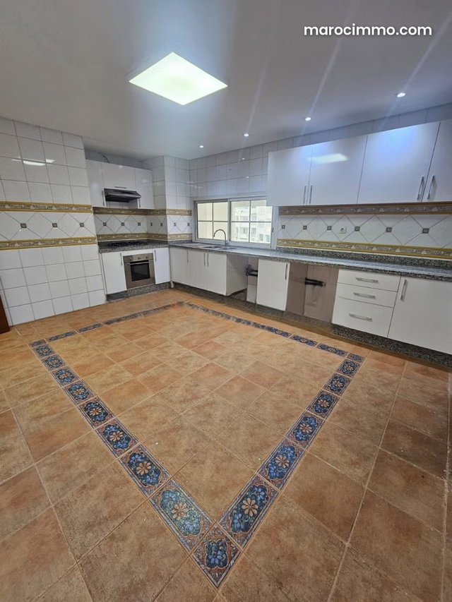 For Rent Luxury Apartment in Ain Diab — 4