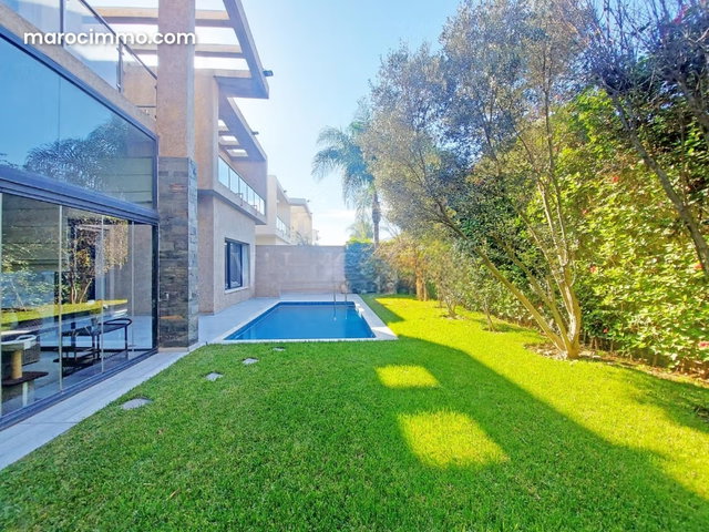 Vente magnifique villa 570m2 4chambres avec piscine à Bouskoura — 3