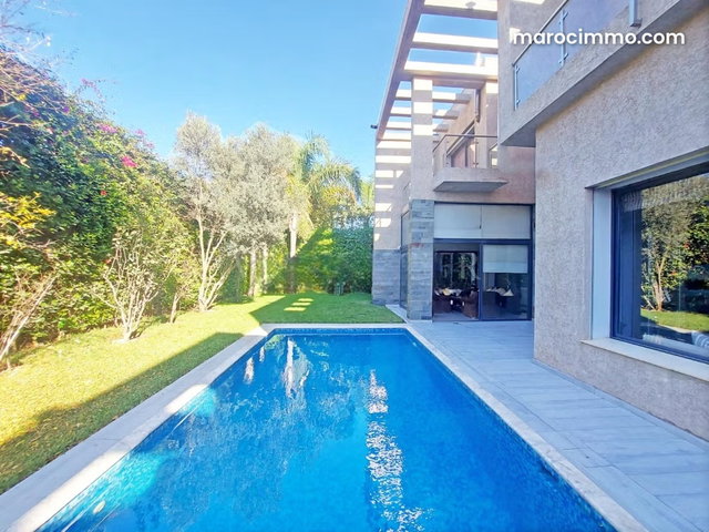 Vente magnifique villa 570m2 4chambres avec piscine à Bouskoura — 2
