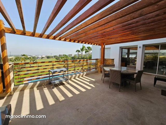 Vente d'une villa isolée front à la CGI Bouskoura — 4