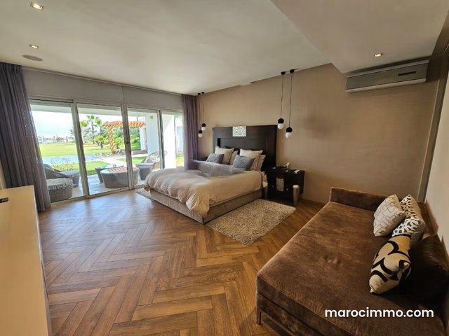Vente d'une villa isolée front à la CGI Bouskoura — 5