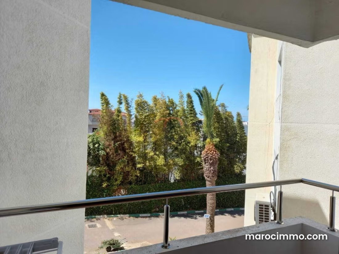 Appartement 128 m² meublé avec terrasse, Aïn Diab, Casablanca — Casablanca