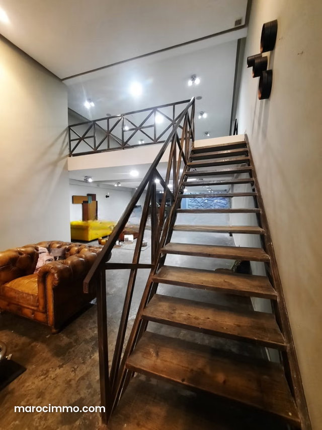 Commercial Property for Sale in Triangle d’Or — 3