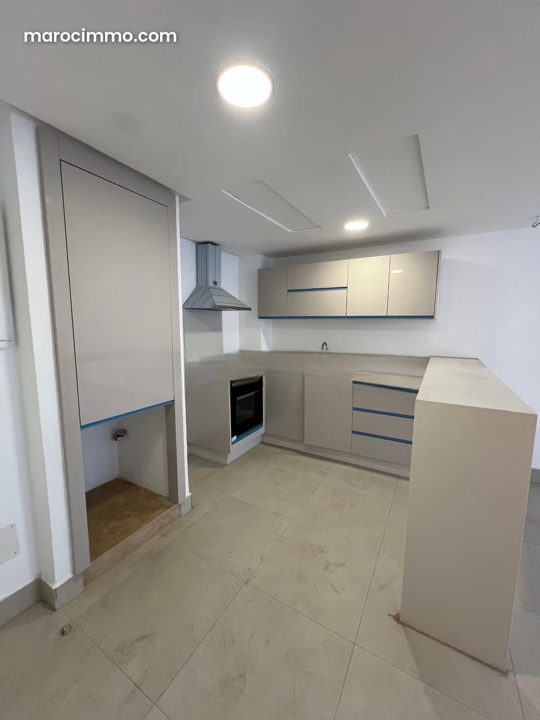 43 m² Studio with Terrace and Garage, Bourgogne, Casablanca — Casablanca