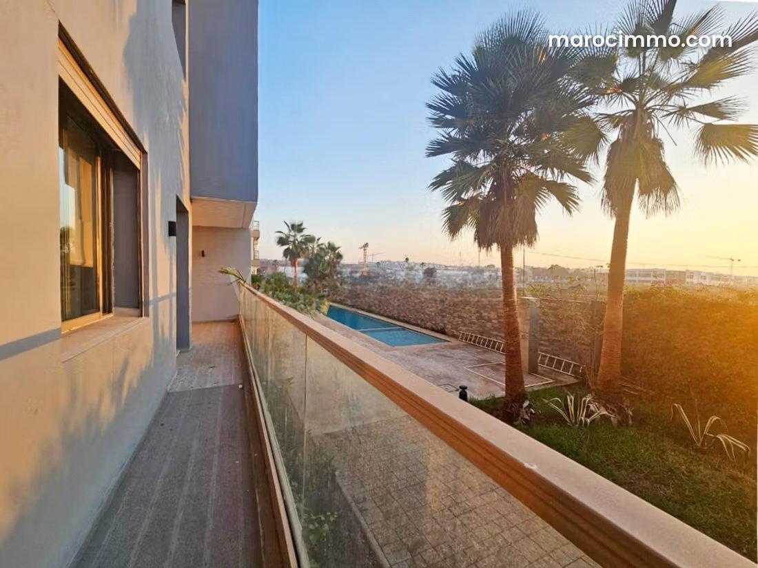 125 m² Furnished Apartment with Sea View, Aïn Diab, Casablanca — Casablanca