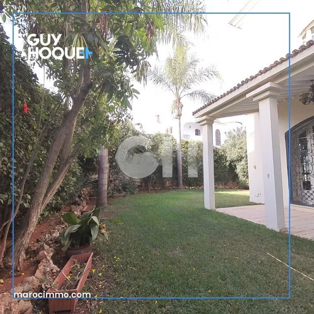 Villa à vendre 714 m² de terrain et 524 m² de bâti — الدار البيضاء