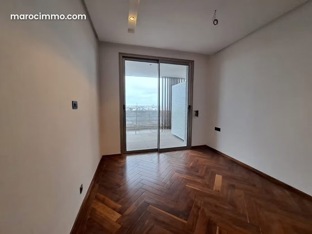 Louez ce studio à Casablanca Finance City. 1 Pièce. Bien meublé — 5