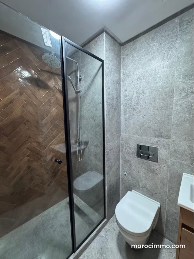 Studio premium à saisir — 3