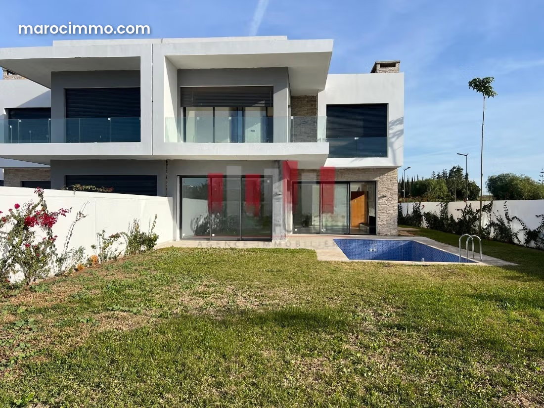 New 800 sqm Villa, 5 Bedrooms with Swimming Pool, Bouskoura Green Town — Bouskoura