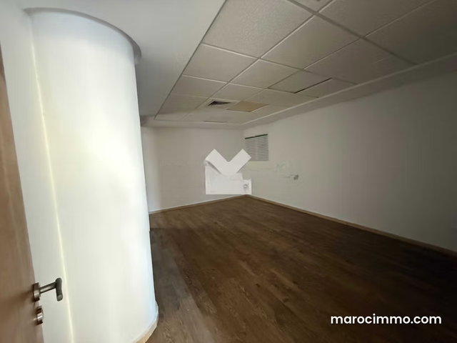 Bureau à Louer de 129.0 m² à Casablanca, Palmier Maarif — 2