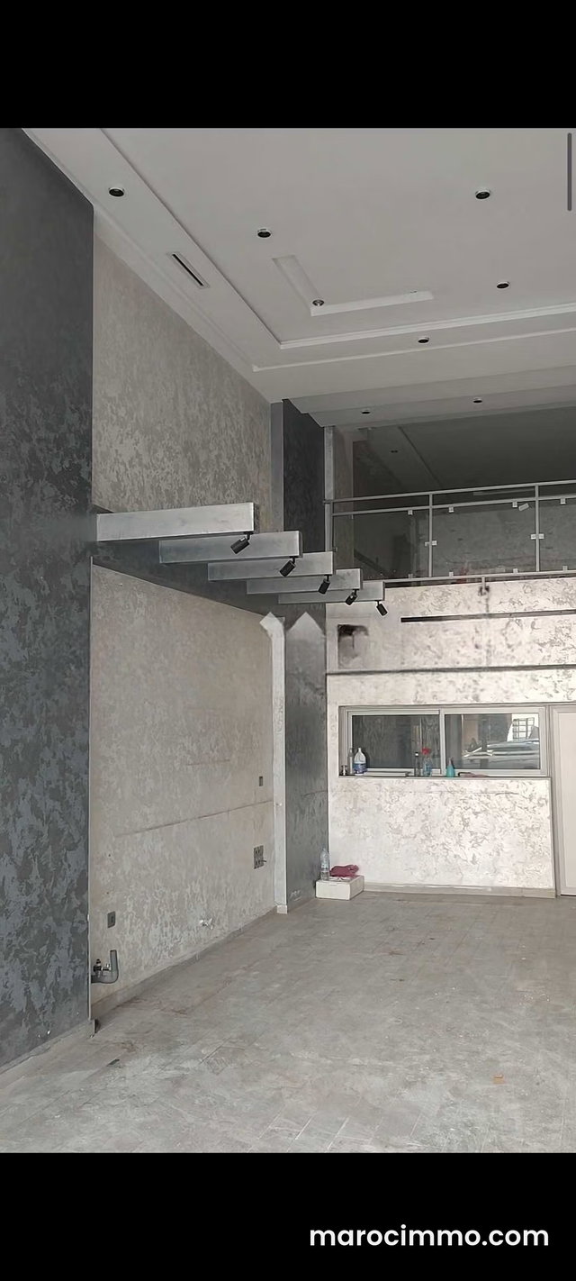 Local commercial à Vendre de 140.0 m² à Marrakech, Semlalia — 4