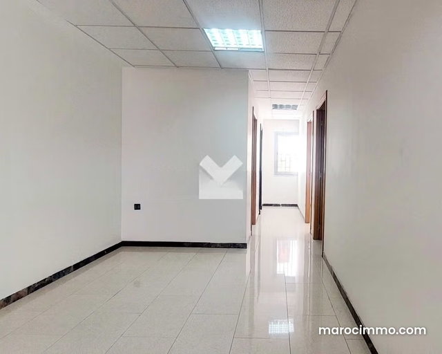 Bureau à Vendre de 81.0 m² à Casablanca, Hopitaux — 2