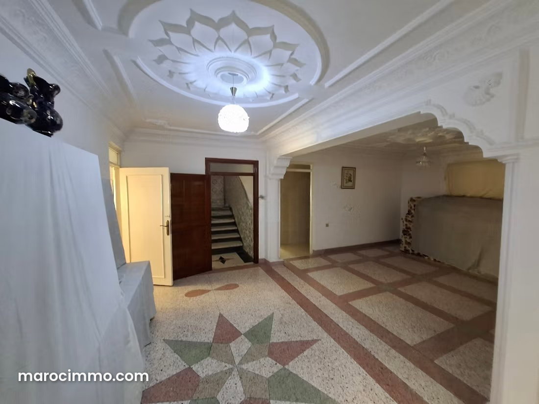 430 m² House in Drissia, Tangier, with 3 Floors and Garage — Tangier