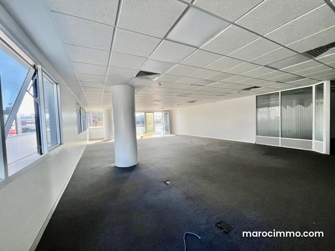 Bureau 231 m² avec terrasse, Sidi Maarouf, Casablanca — Casablanca