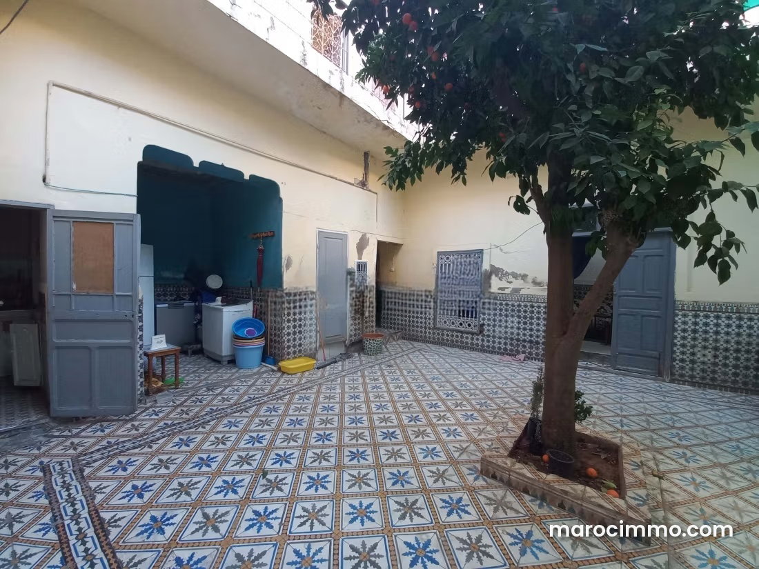 رياض بباتيو وسطح مطل في عرصة الحوتة مراكش — مراكش