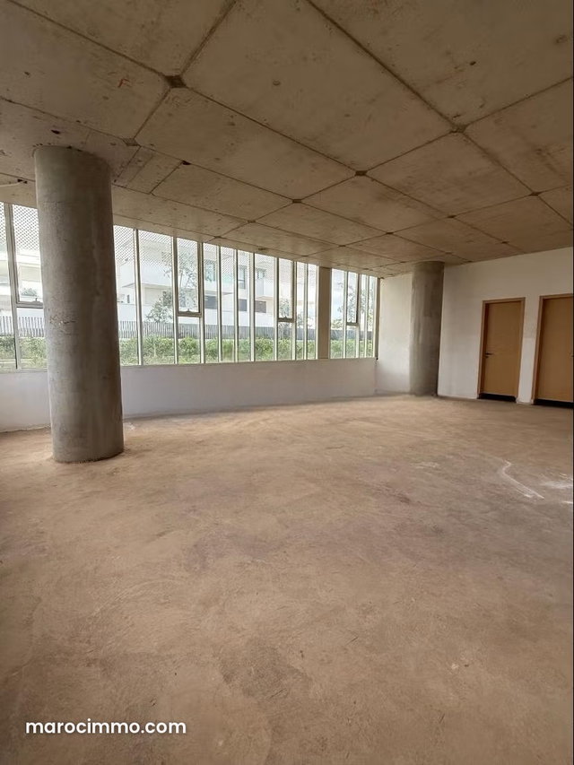 Bureaux a la location a cfc — 4
