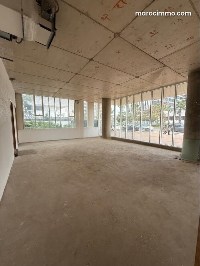 Bureaux a la location a cfc — 3