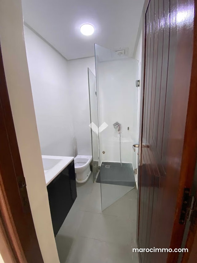 Appartement à Vendre de 125.0 m² à Casablanca, Hopitaux — 4
