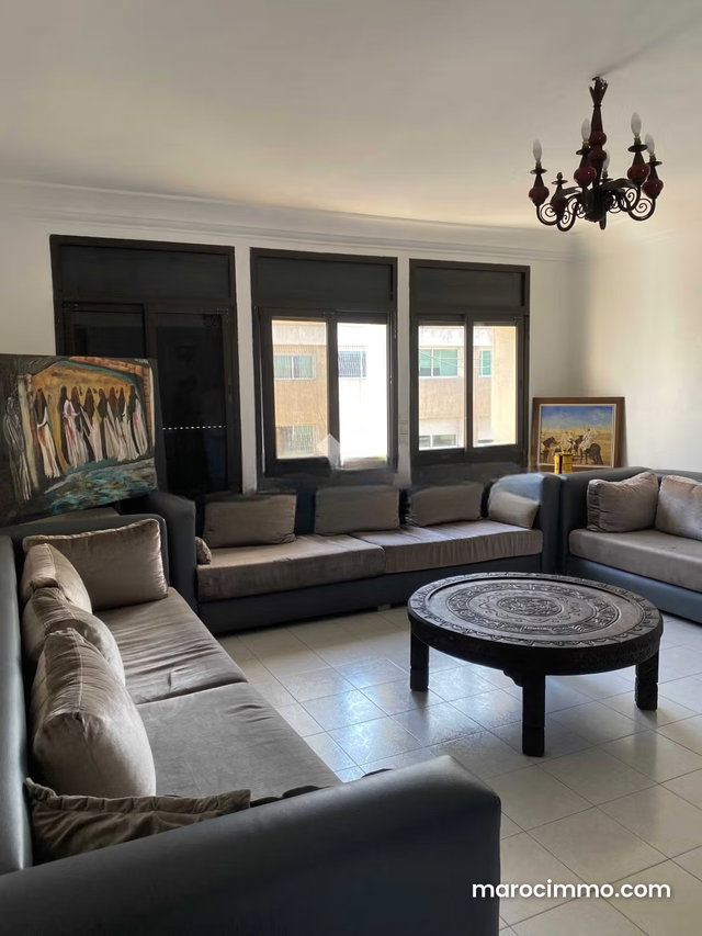 Appartement à Vendre de 125.0 m² à Casablanca, Hopitaux — 3