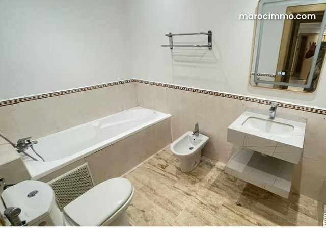 Vend appartement à Agdal. 2 chambres. Avec garage et ascenseur — 4