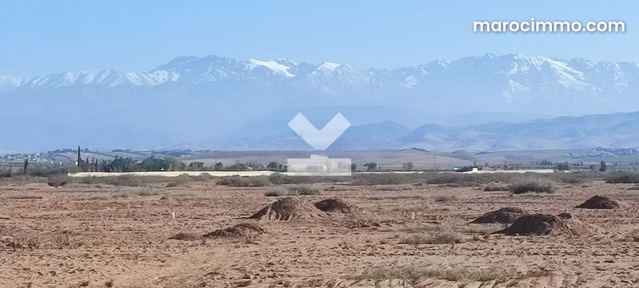 Terrain à Vendre de 18036.0 m² à Marrakech, Route D'Amizmiz — Marrakech