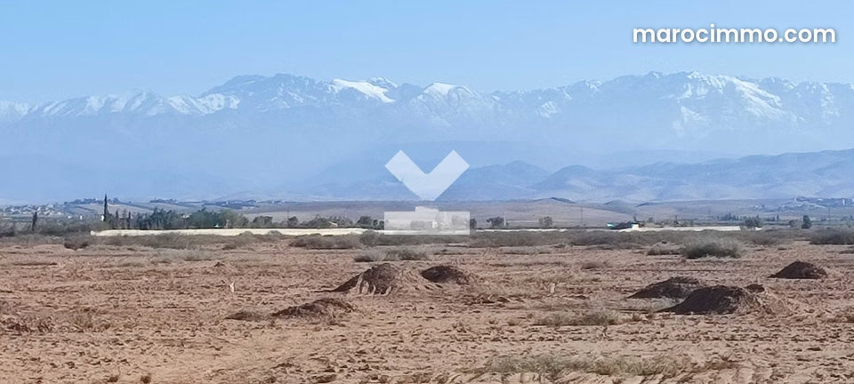 Terrain à Vendre de 18036.0 m² à Marrakech, Route D'Amizmiz